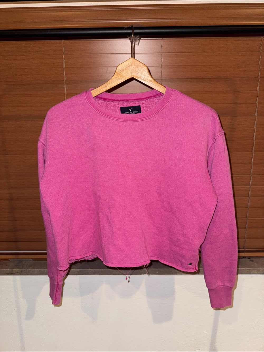American Eagle Distressed Crewneck Crop Sweatshirt - Pink